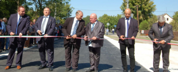 A felújított út átadása Móricgáton