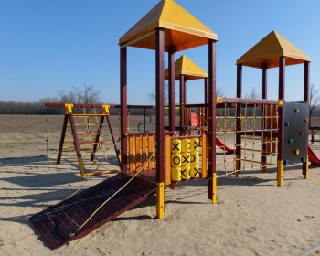 TOP_PLUSZ-1.2.1-21-BK1-2022-00008 Móricgáti játszótér és fitneszpark